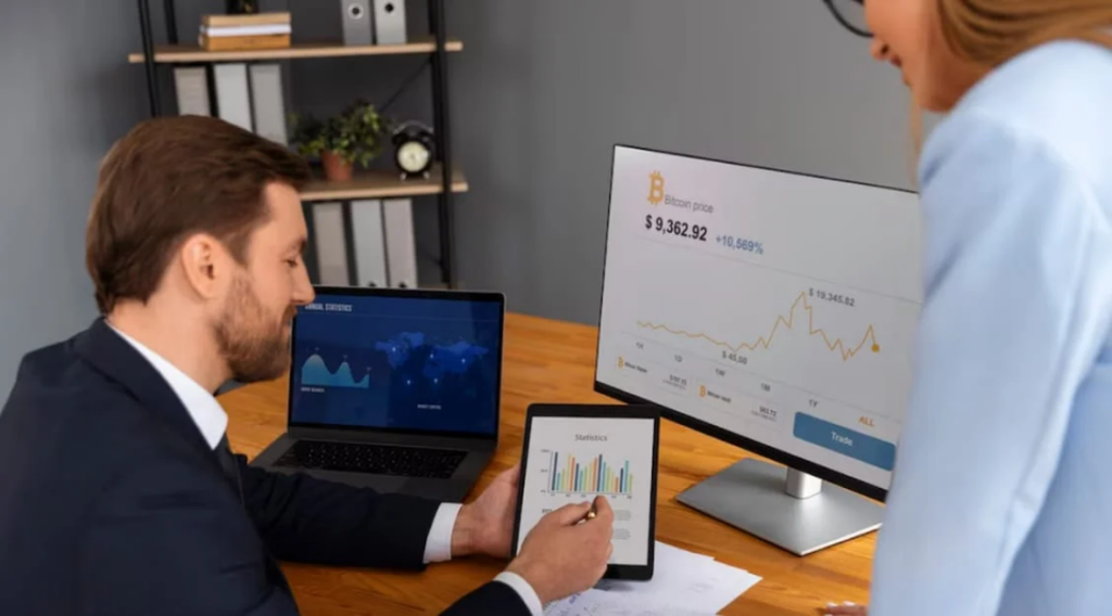 Data management and governance dashboard improving efficiency